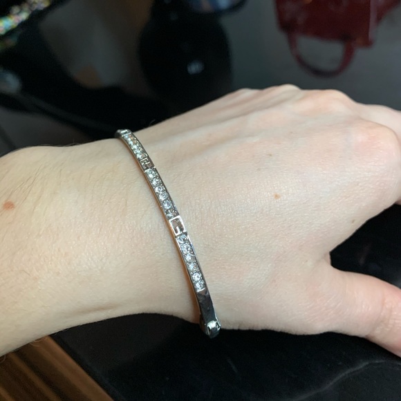 Silver metal round bracelet with diamonds💎 - Picture 10 of 11
